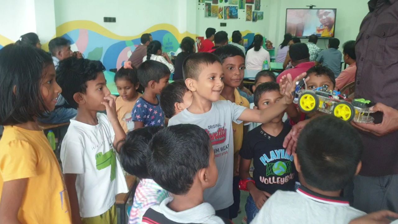 Ceylon Robotics students at the Galle branch