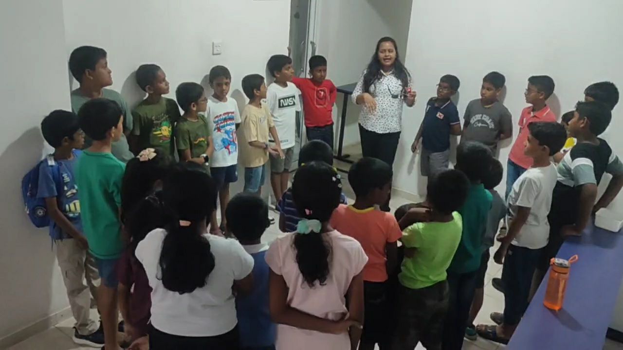 Ceylon Robotics students at the Mount Lavinia branch