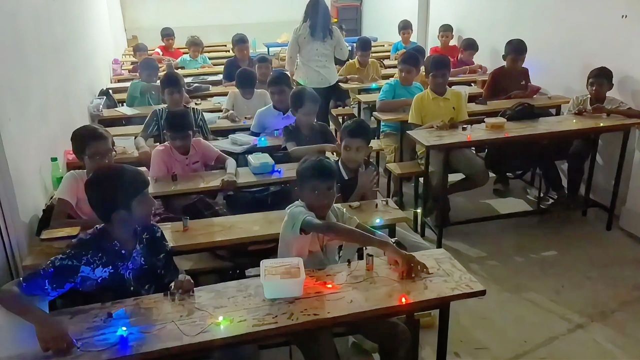 Ceylon Robotics students at the Panadura branch