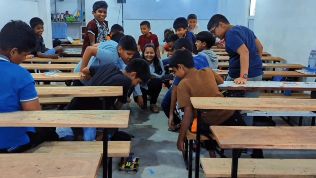 Ceylon Robotics students at the Panadura branch