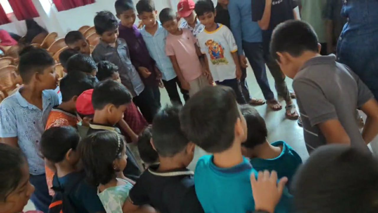 Ceylon Robotics students at the Thihariya branch